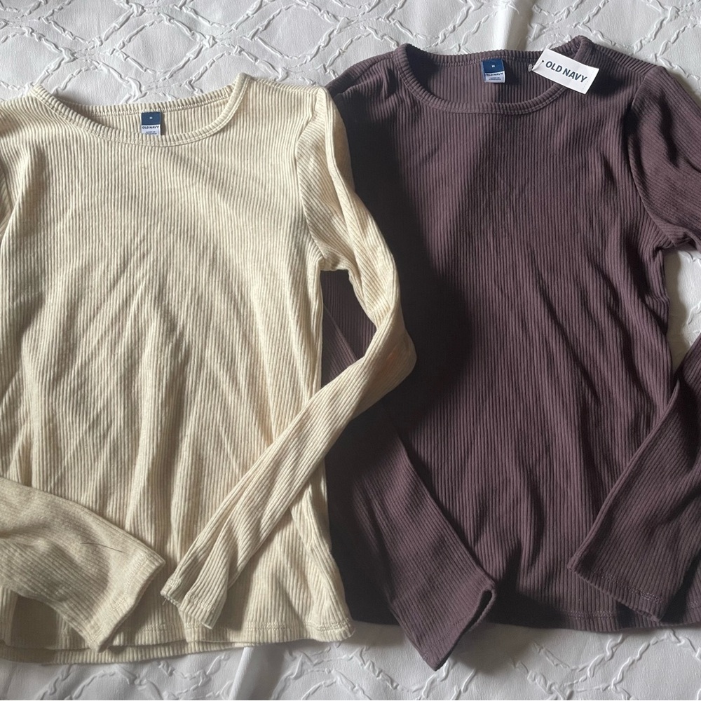 Old Navy Ribbed Long-Sleeve Crew Tops — Cream & Brown